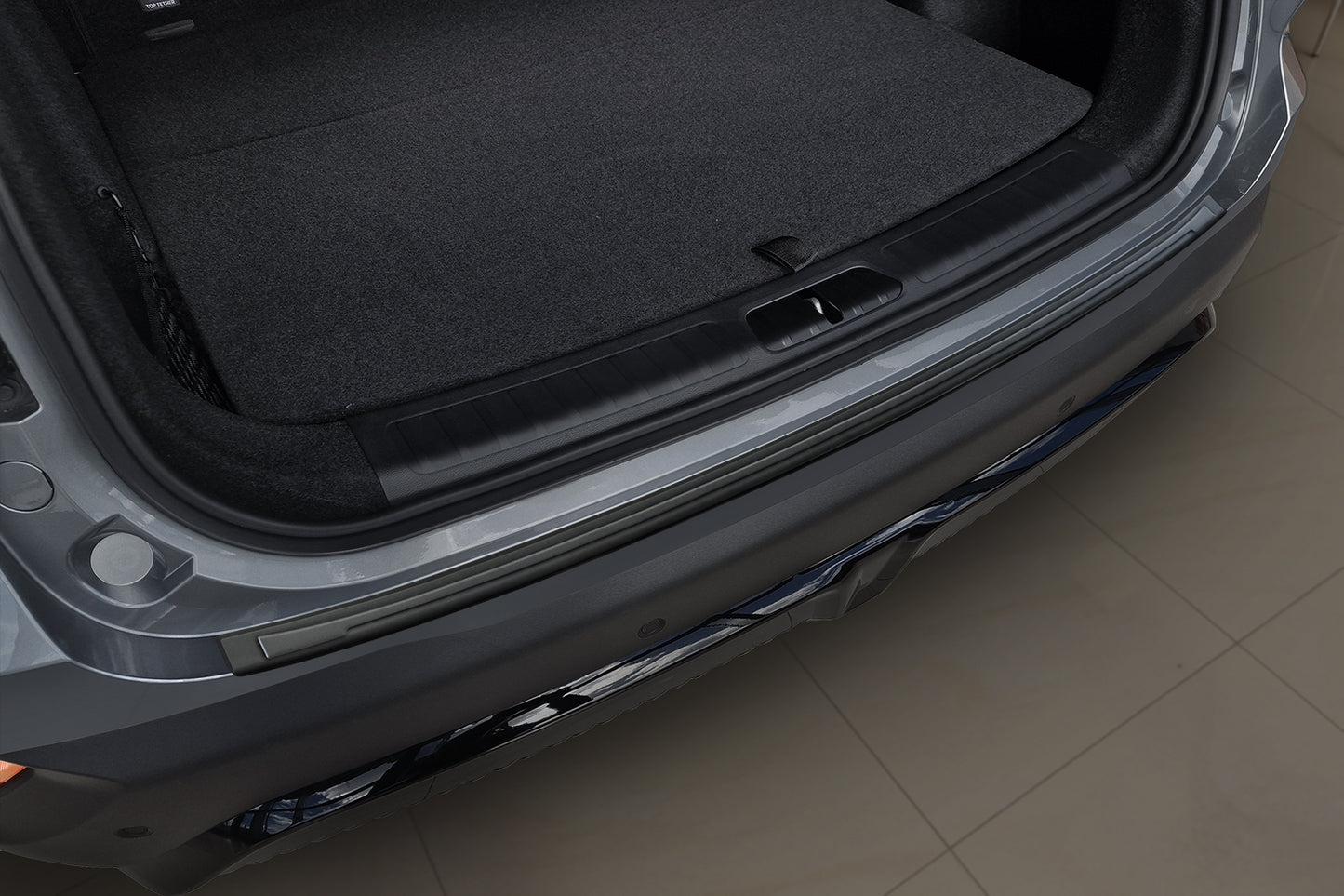Ladekantenschutz mit Abkantung für BAIC X55 – Edelstahl in Premium-Qualität