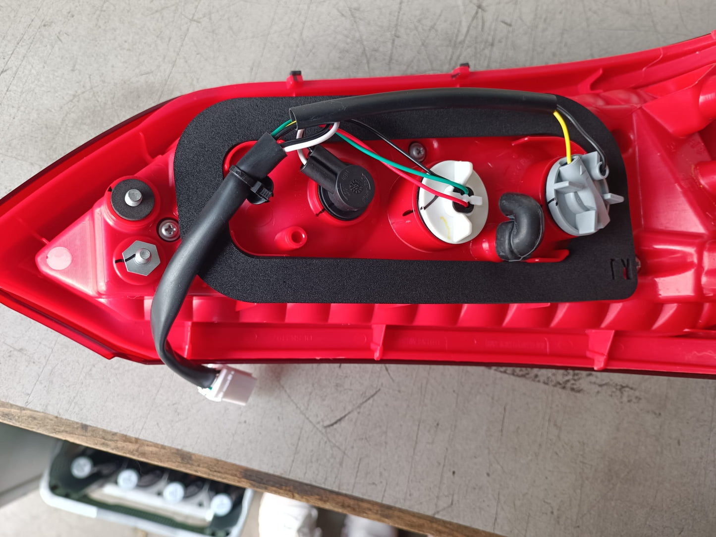 Rücklicht links für DFSK Fengon 580 / Glory 580