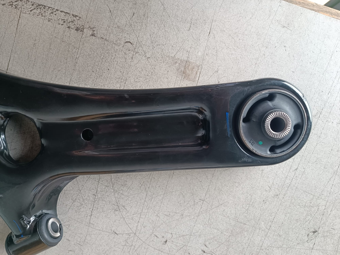 Querlenker vorne links – DFSK Fengon 5